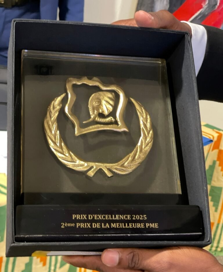 distinction de Marina Marciale NOBOUT - Prix National d’Excellence 2025 . 2ᵉ meilleure PME- Temoins Sans Frontieres