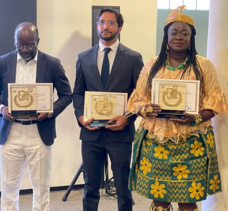 prix de la 2ᵉ meilleure PME- Mme Nobout Marina directrice de OHEL International. Temoins Sans Frontieres