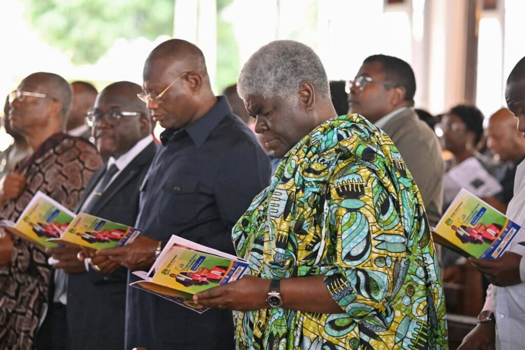 tsf media presse-actualité-Beugré Mambè au côté de Bishop BONI