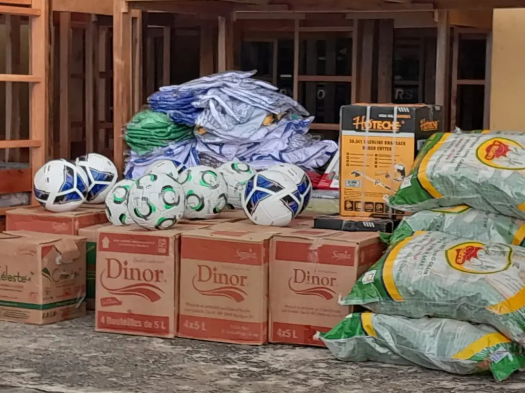 tsf media presse-L’Orphelinat de Bingerville reçoit de la Chine un don de 5 millions en divers produits